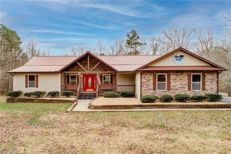 Beautiful ranch home just minutes from downtown El