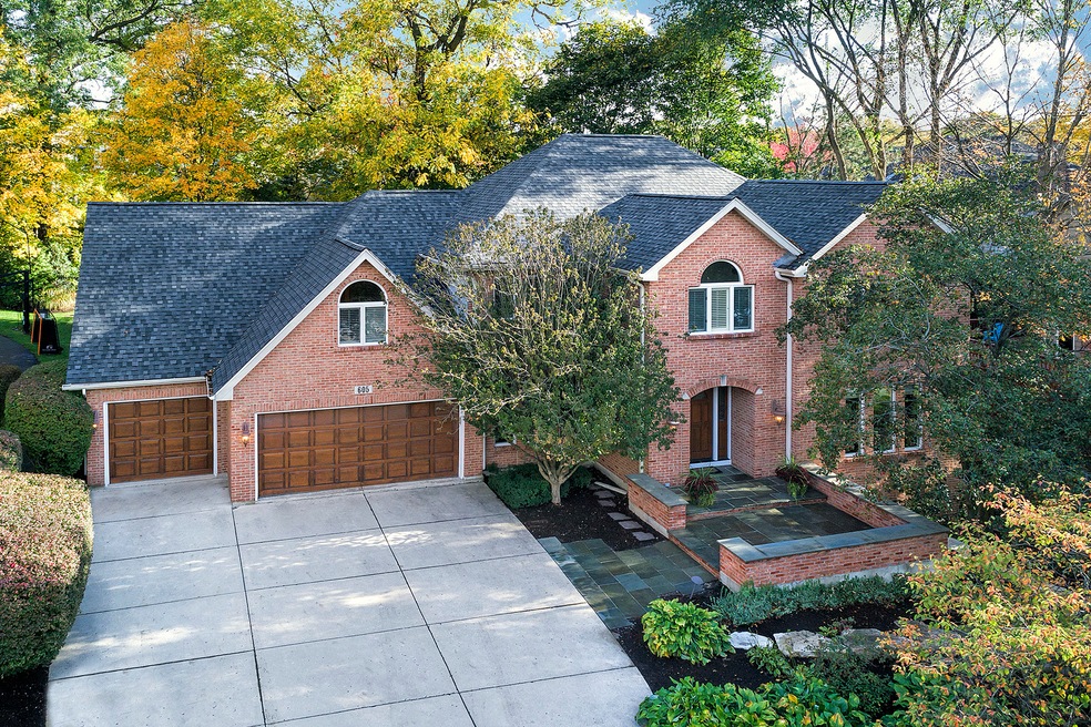 605 Henning Ct, Naperville, IL 60540 - photo 1