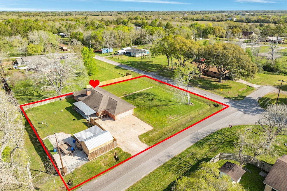 15910 Ash Rd, Alvin, TX 77511 - photo 1