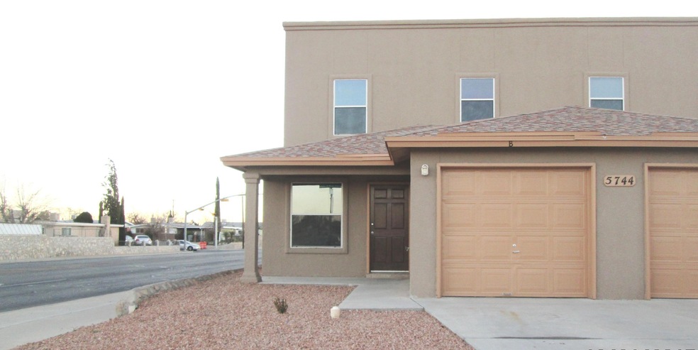 5744 Saluki Dr unit B, El Paso, TX 79924 - photo 1