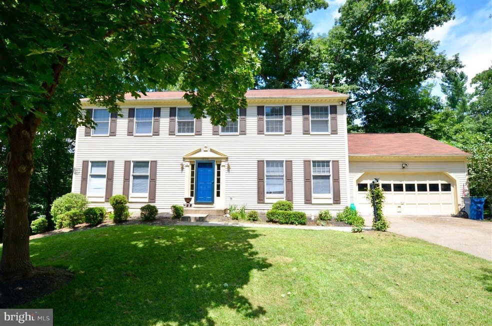 12010 Lake Newport Rd, Reston, VA 20194 - photo 1