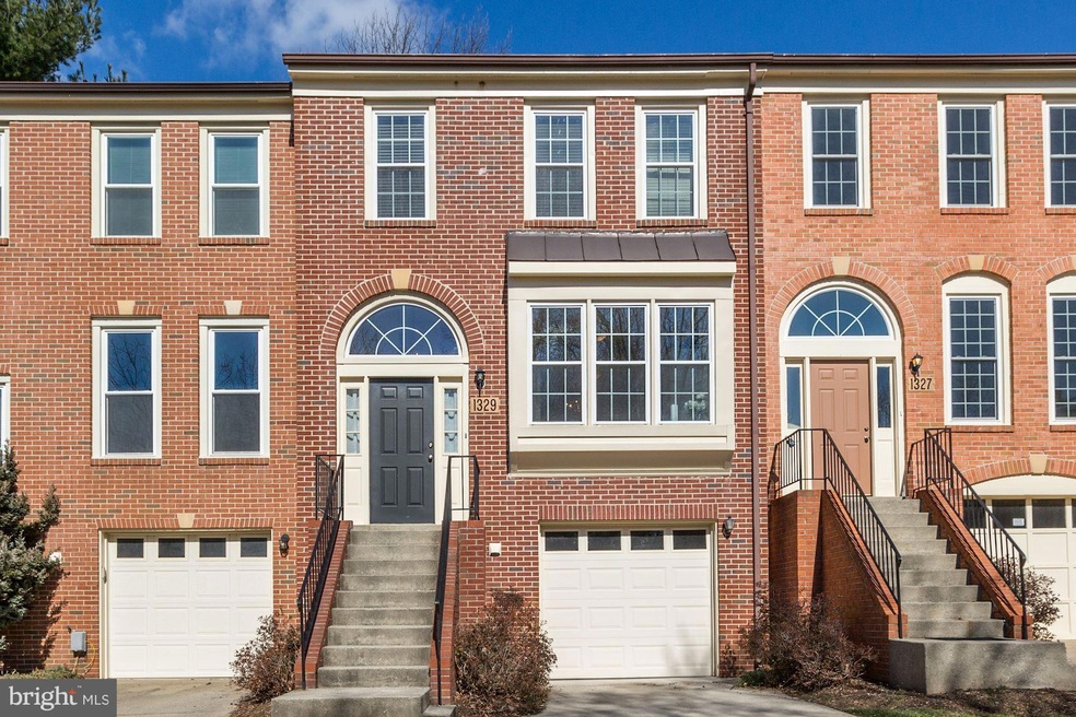 1329 Templeton Place, Rockville, MD 20852 - photo 1