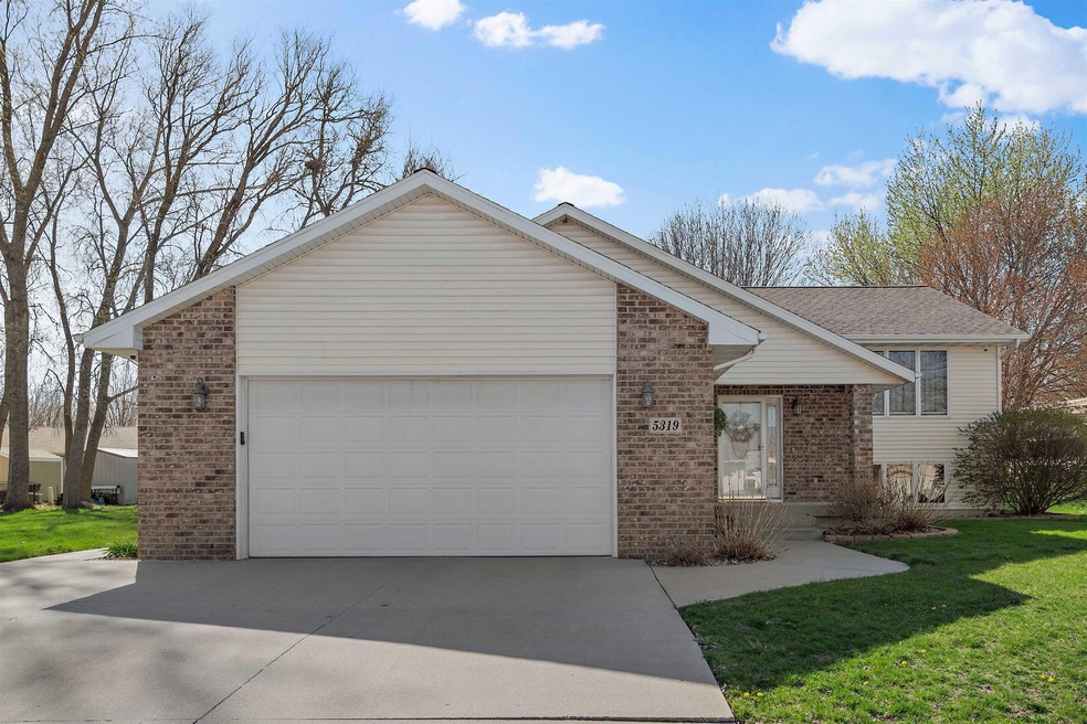 Sold $360,000 • Co-Listing Agent