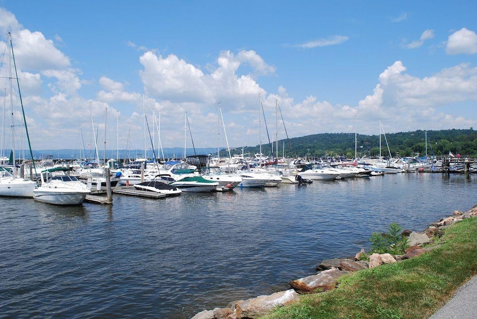 D-15 Half Moon Bay Marina, Cortlandt, NY 10520 - photo 1