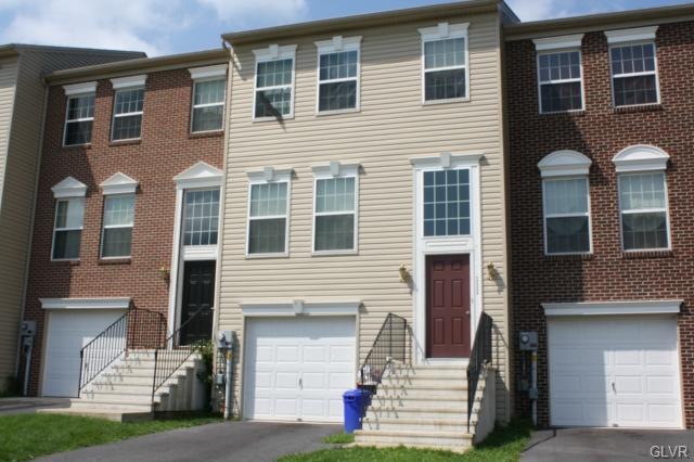 111 Walnut St, Freemansburg, PA 18017 - photo 1