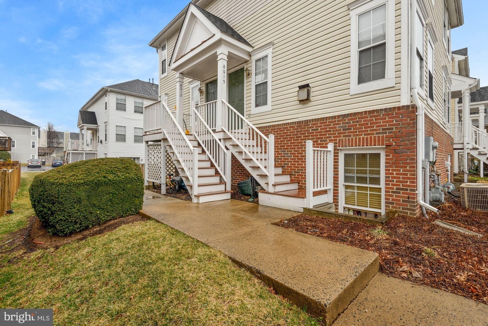 8015 Lantern Ct unit 113, Manassas, VA 20109 - photo 1