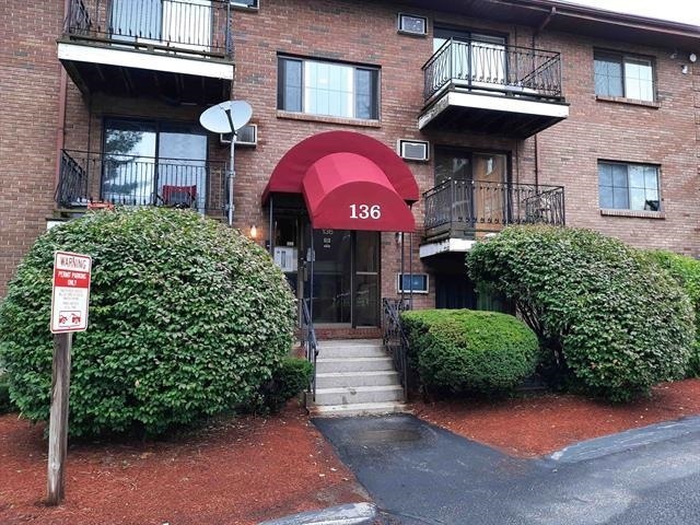 136 Mammoth Rd unit 27, Hooksett, NH 03106 - photo 1