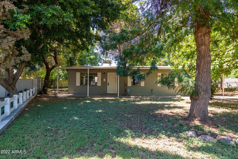 3506 E Piccadilly Rd, Phoenix, AZ 85018 - photo 1