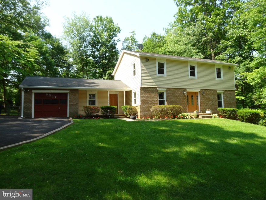 6017 Snowdens Run Rd, Sykesville, MD 21784 - photo 1