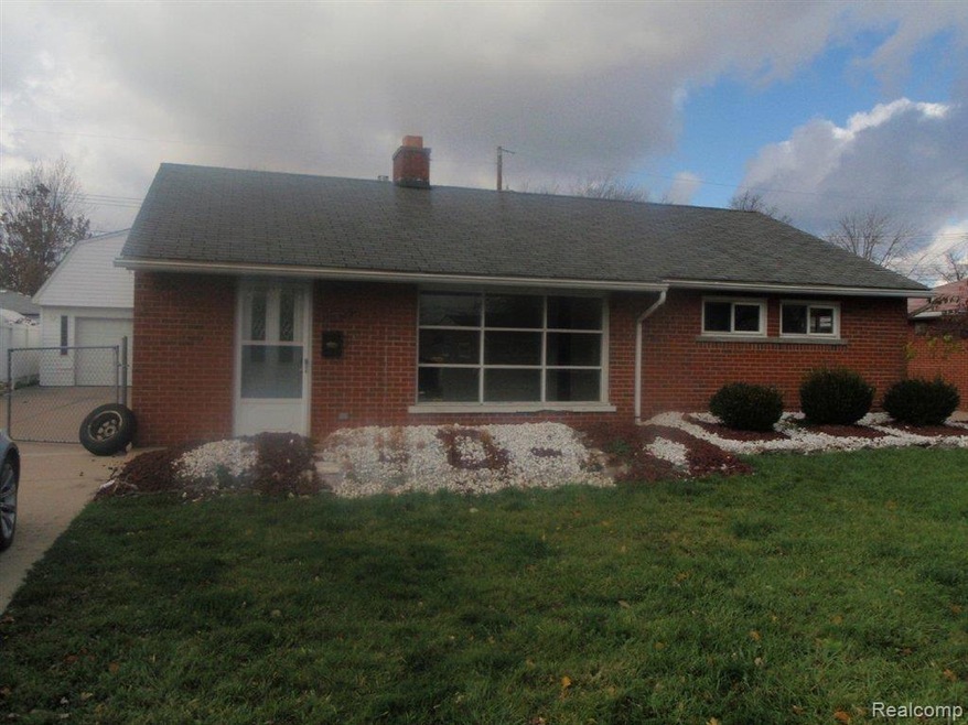 27135 Belanger St, Roseville, MI 48066 - photo 1