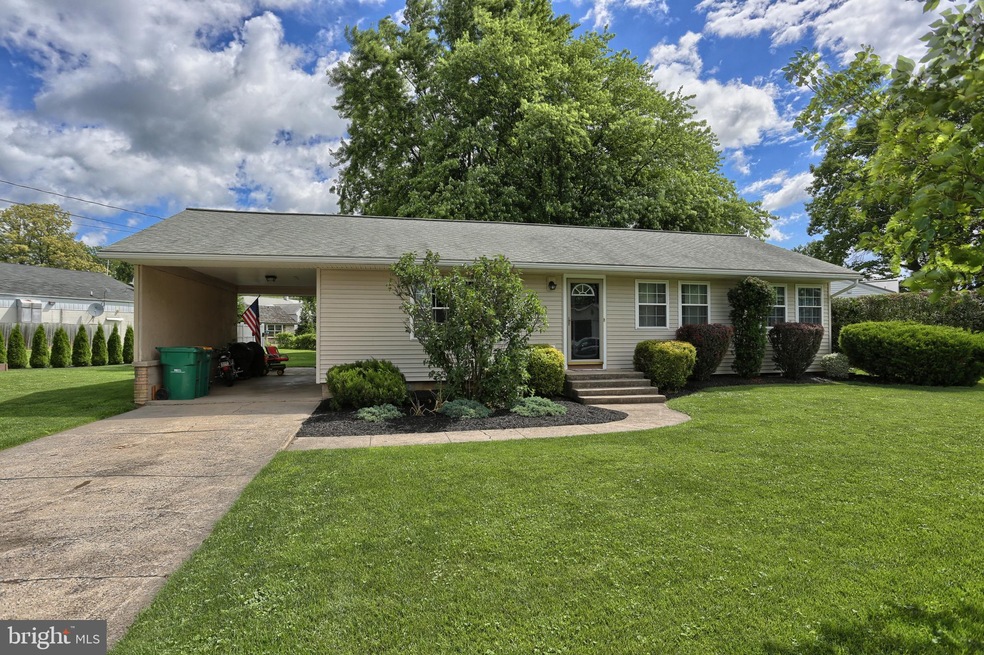 101 Lynmar Ave, Palmyra, PA 17078 - photo 1