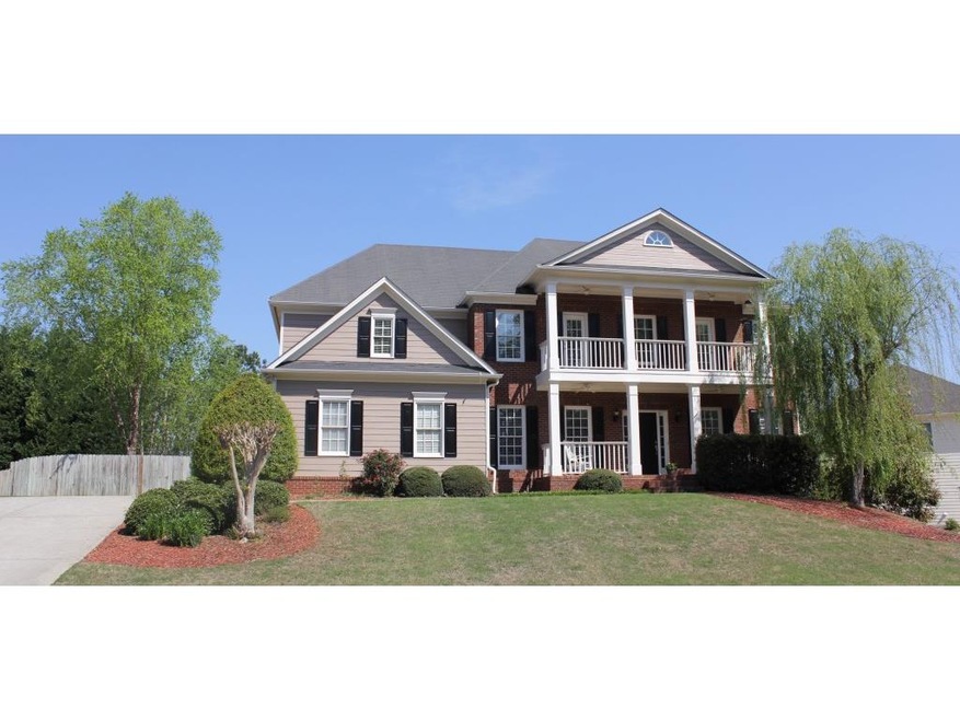 Beautiful Southern style beauty in sought-after sc