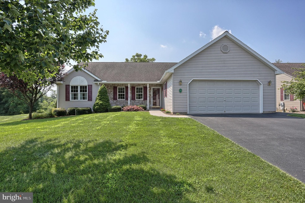 123 Arbor Dr, Myerstown, PA 17067 - photo 1