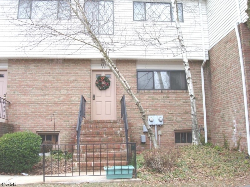 668 Marshall Rd unit E2, Hillsborough, NJ 08844 - photo 1