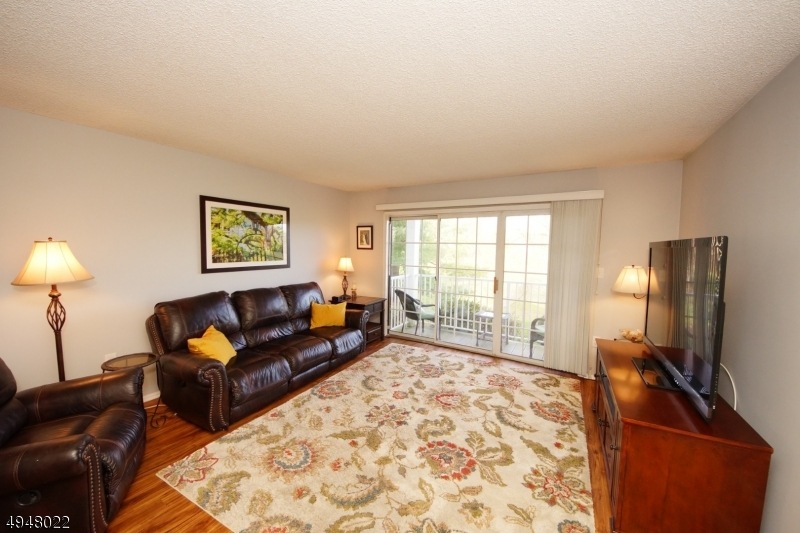 6 Bethany Ct, Franklin Park, NJ 08823 - photo 1