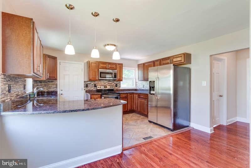 3211 Carlton Ave, Temple Hills, MD 20748 - photo 1