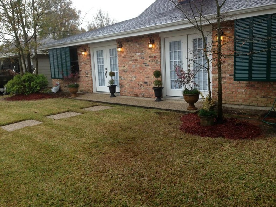 2421 Charles Dr.