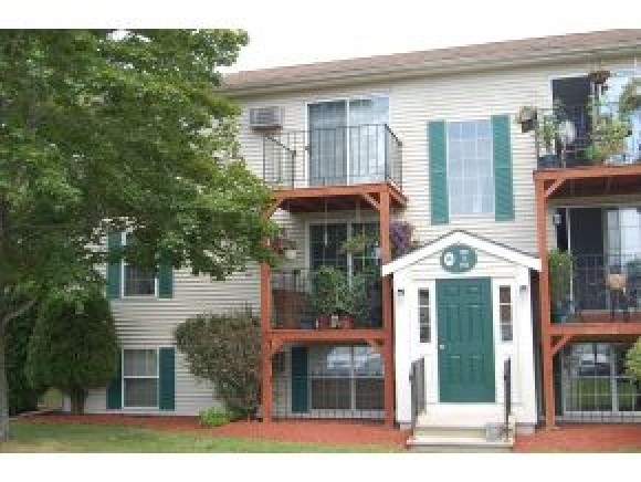 1102 White Cedar Blvd, Portsmouth, NH 03801 - photo 1