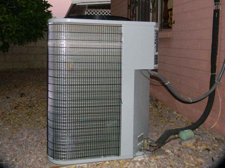 4050 E Concho Ave, Mesa, AZ 85206 - photo 1