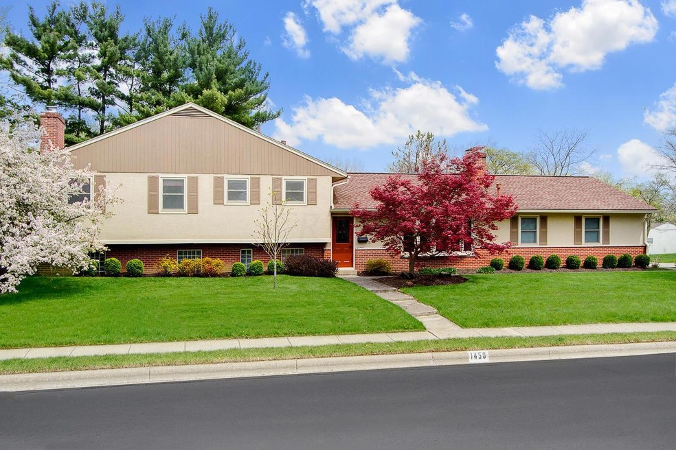 Welcome to 1450 Ridgeview Road
