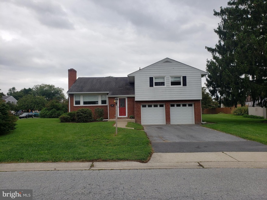 211 Mendell Place, New Castle, DE 19720 - photo 1