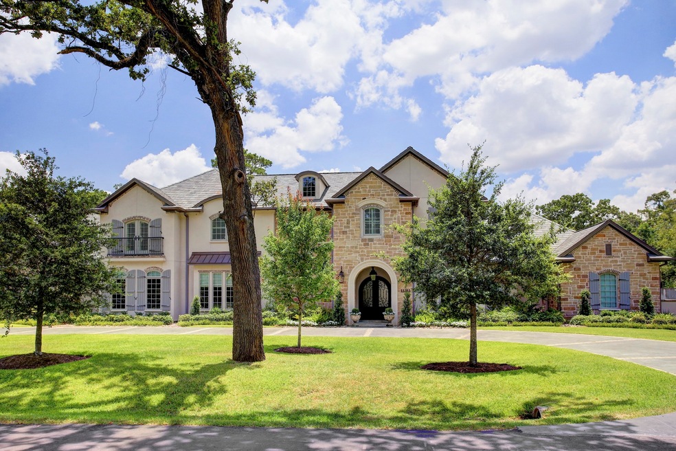 11311 Jamestown Rd, Piney Point, TX 77024 - photo 1