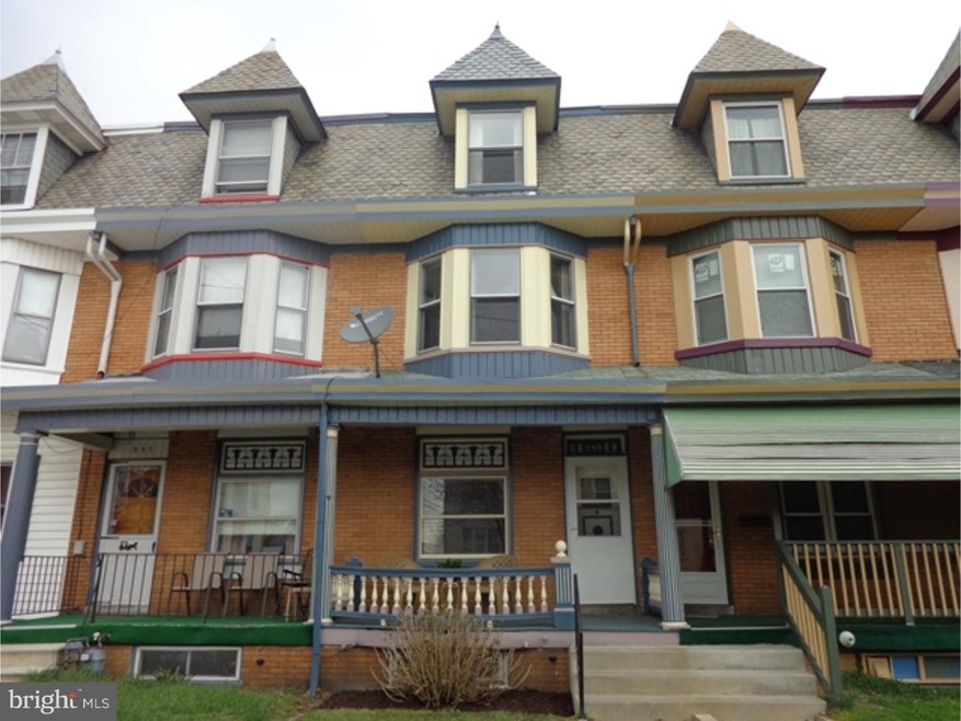 349 Chestnut St, West Reading, PA 19611 - photo 1