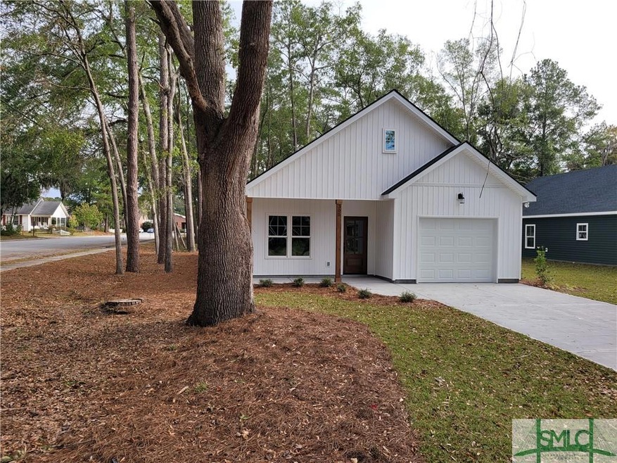 305 S Maple St, Springfield, GA 31329 - photo 1