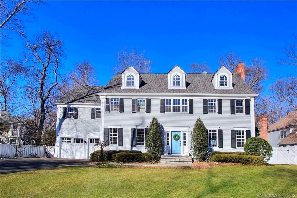 30 Elm Place, New Canaan, CT 06840 - photo 1