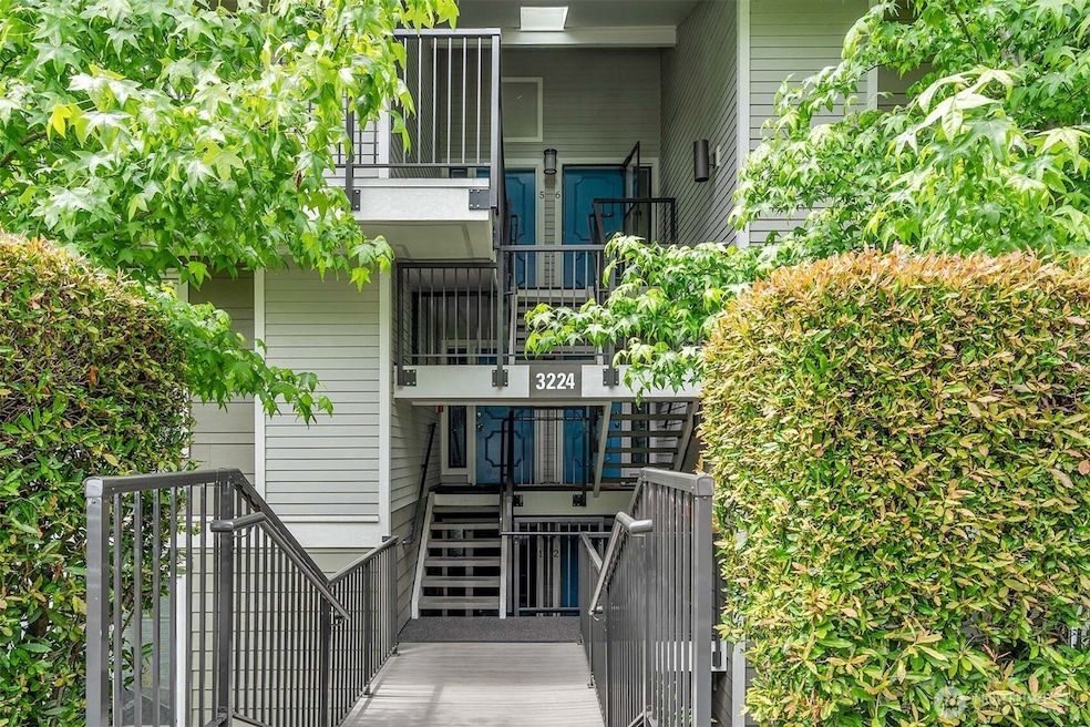 Sold $696,000 • Co-Listing Agent