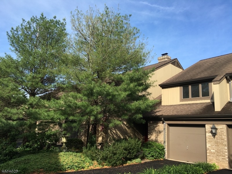 24 Whitman Ln, Mahwah, NJ 07430 - photo 1