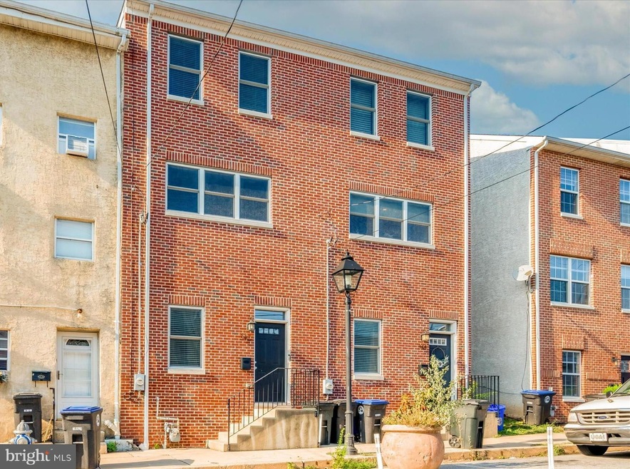 342 E Hector St, Conshohocken, PA 19428 - photo 1