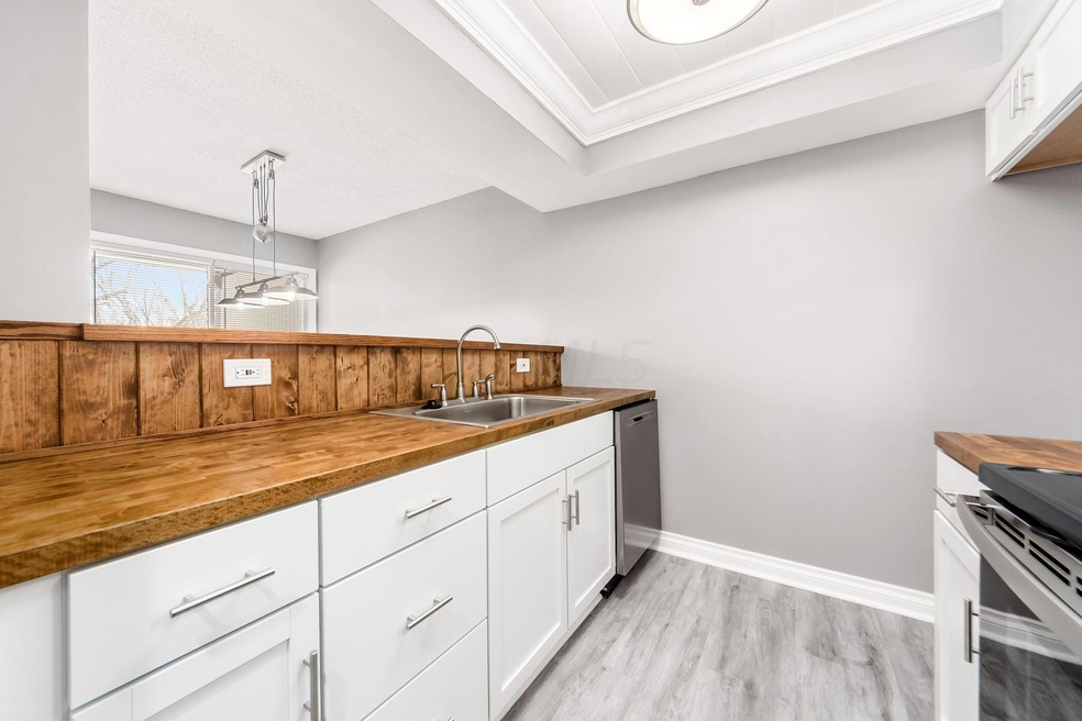 [010] 1442 Cliff Ct Columbus, O