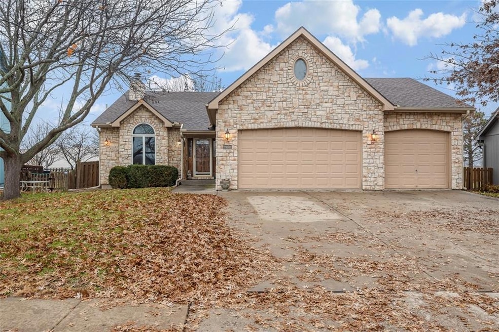 29612 W 184th St, Gardner, KS 66030 - photo 1