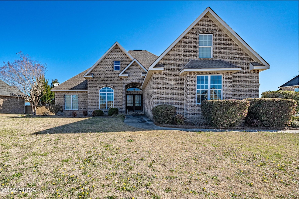 610 Trails End Cir--2
