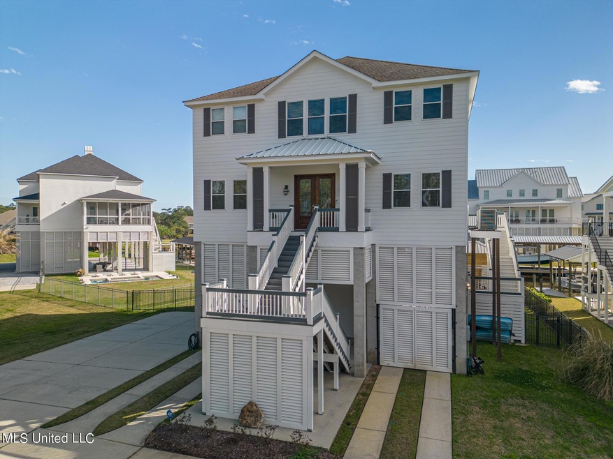 207 Baywood Dr, Pass Christian, MS 39571 - photo 1