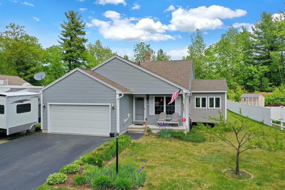 12 Ledgestone CT