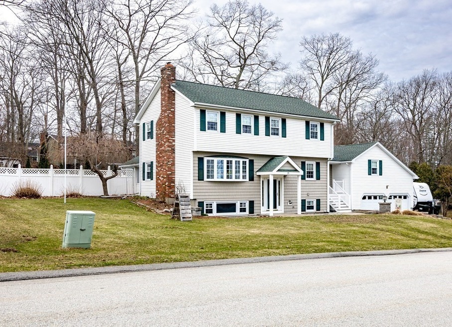 29 June St, Dudley, MA 01571 - photo 1