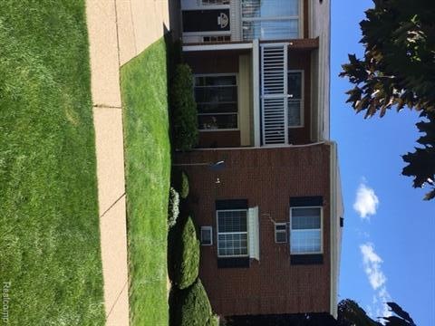 2420 Parmenter Blvd unit 112, Royal Oak, MI 48073 - photo 1