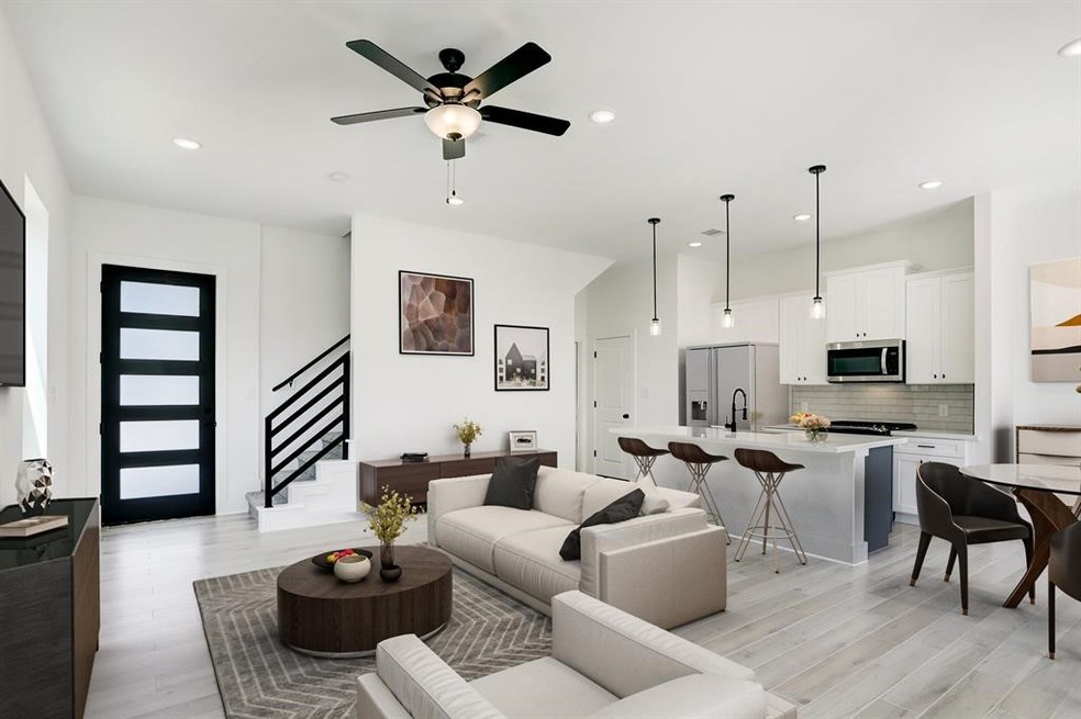 5206 Firnat St, Houston, TX 77016 - photo 1