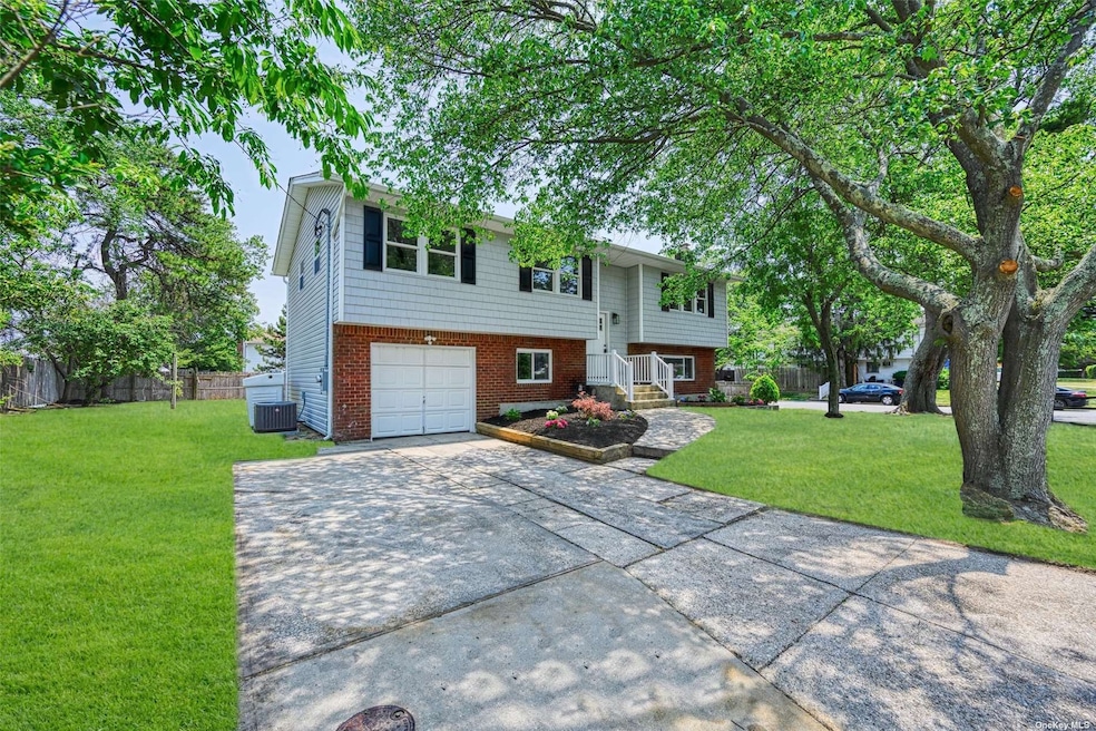 75 Lafayette Rd, West Babylon, NY 11704 - photo 1