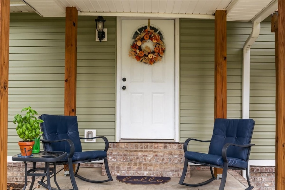 290 Rose Ave, Camden, TN 38320 - photo 1