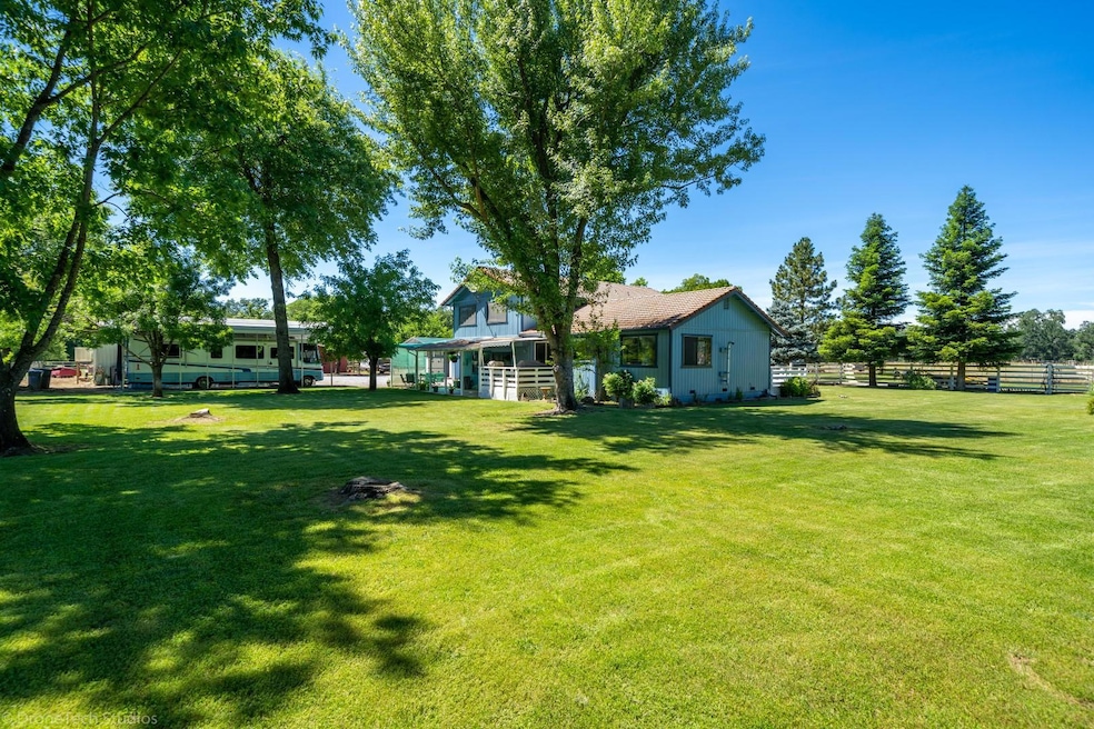 12195 Alpha Ln (48)