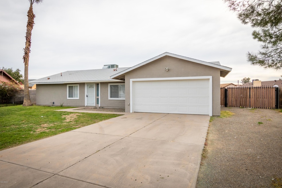 4201 N 79th Ln, Phoenix, AZ 85033 - photo 1