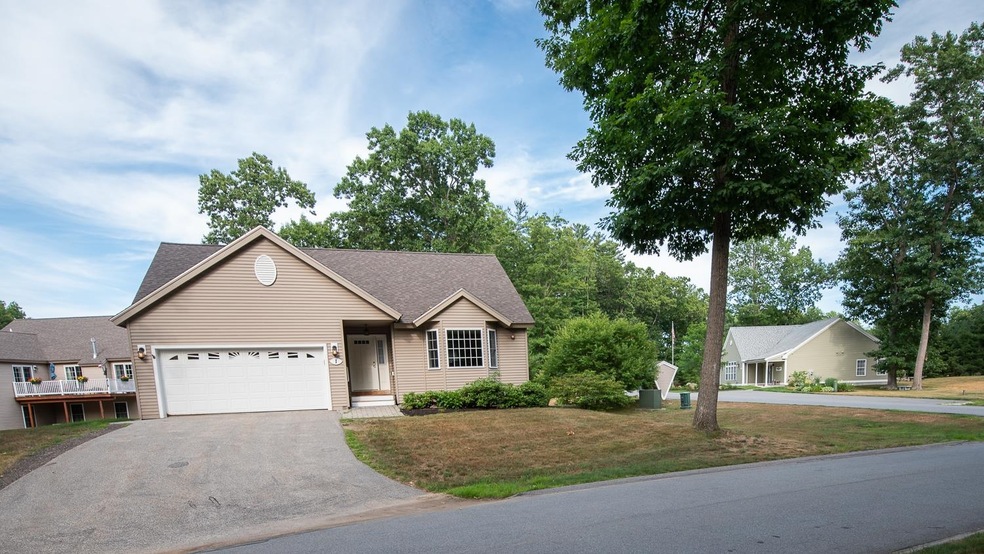 1 Hickory Rd, Newton, NH 03858 - photo 1