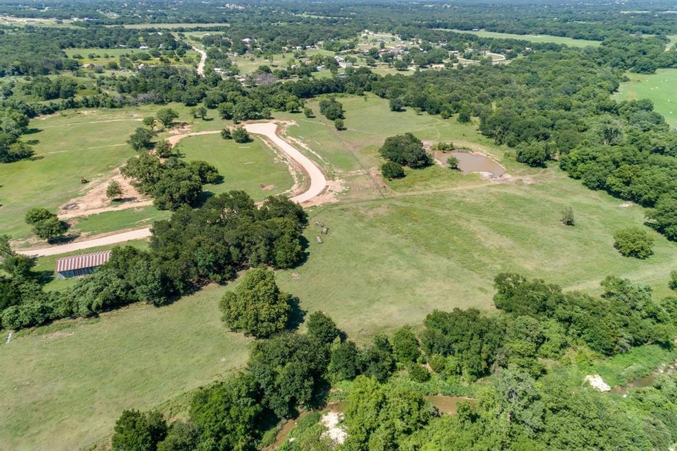 1024 N 44 Ln, Weatherford, TX 76085 - photo 1