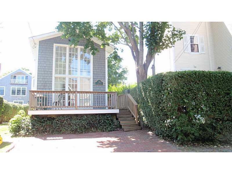 30 Cliff Ave, Newport, RI 02840 - photo 1