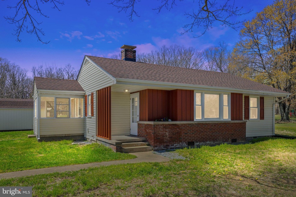 11208 James Madison Hwy, Bealeton, VA 22712 - photo 1