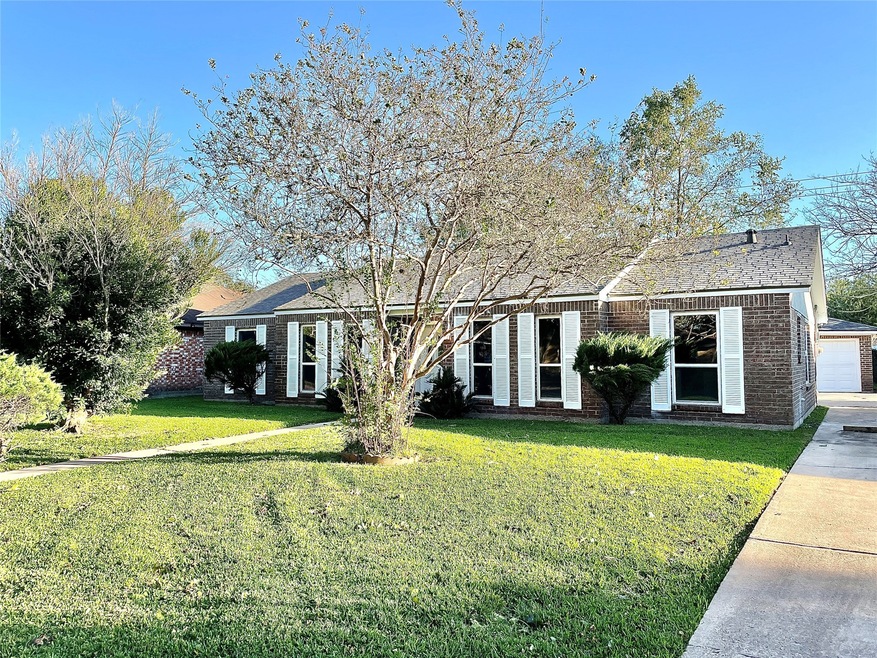 3620 Avenue P, Rosenberg, TX 77471 - photo 1