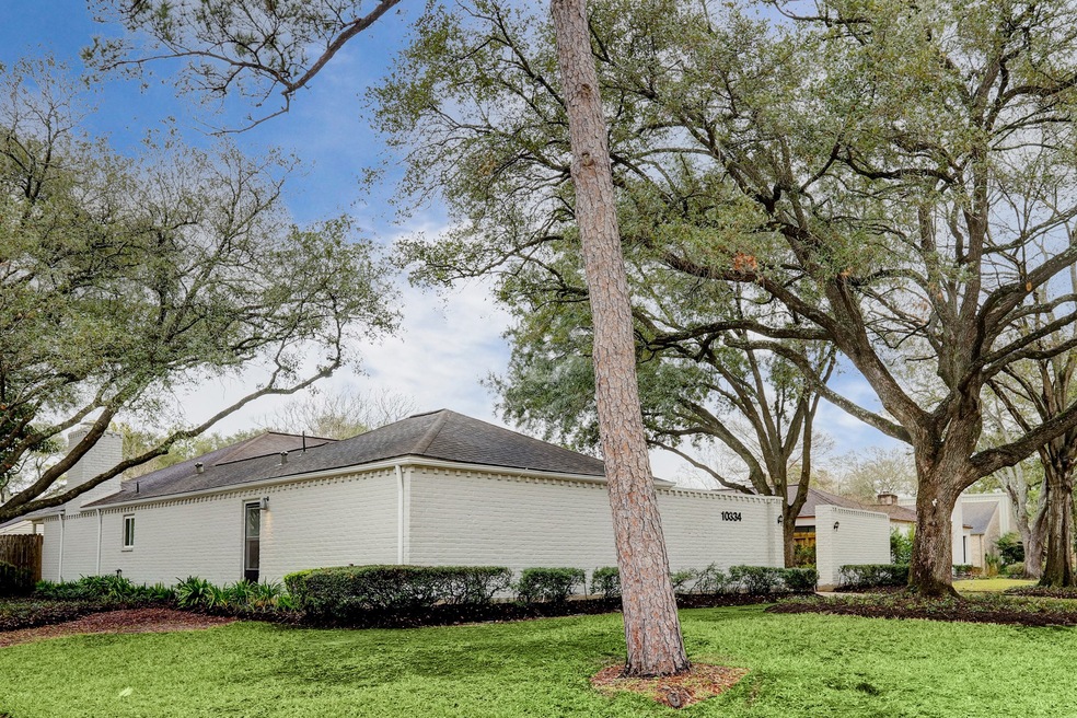 10334 Lynbrook Hollow St, Houston, TX 77042 - photo 1